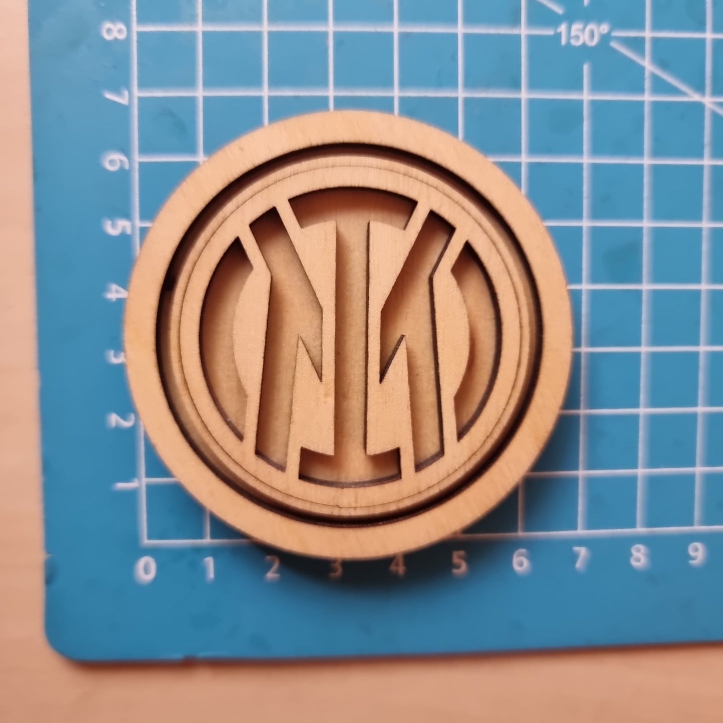 Inter Mailand-Magnet aus Holz mit 3D-Effekt